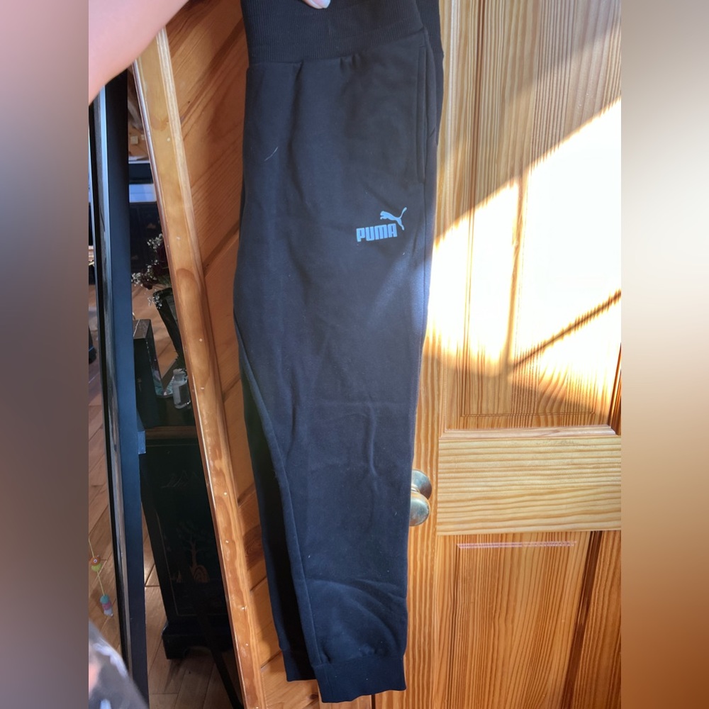 Puma joggers sweat pants size small.  Worn maybe twice.